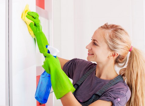 Professional one off cleaning in a bright living room